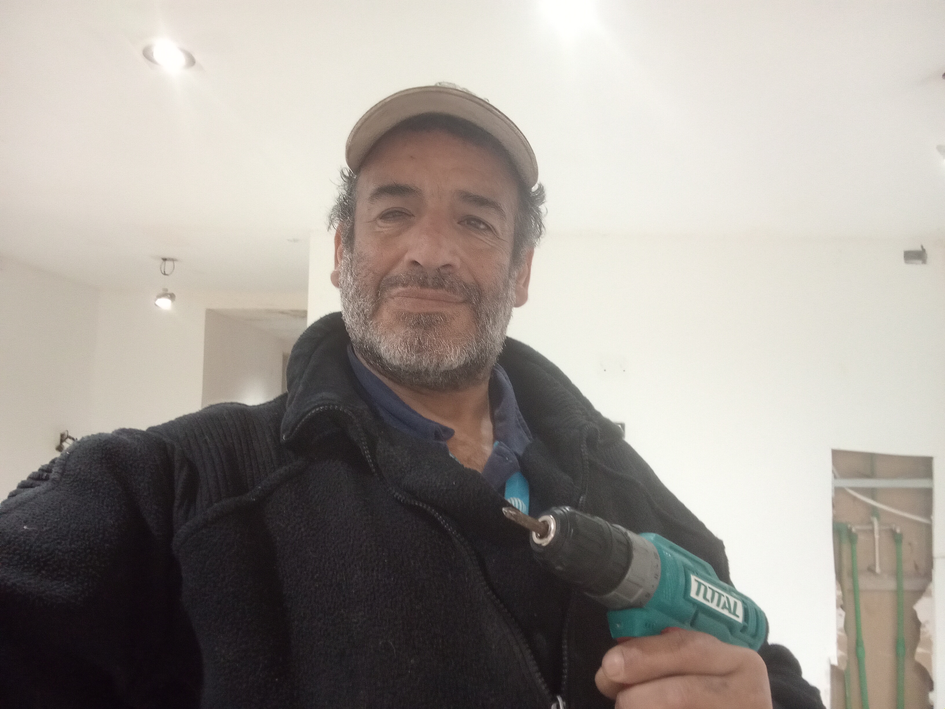 Gustavo Raul, Electricista en Buenos Aires (GBA)