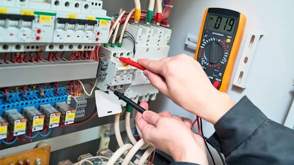 Maximiliano, Electricista en Buenos Aires (GBA)