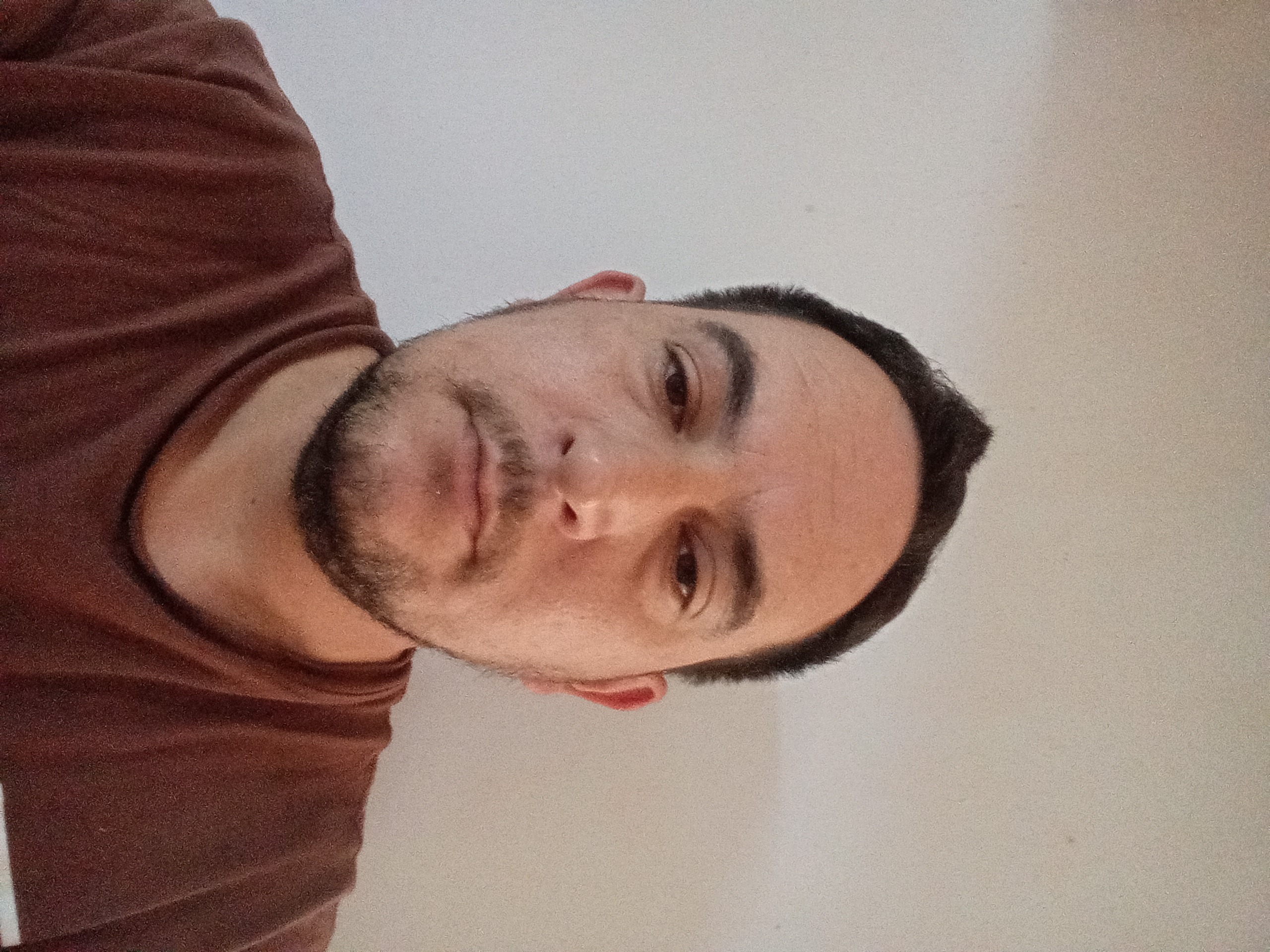 Gustavo, Albañil en Buenos Aires (CABA)