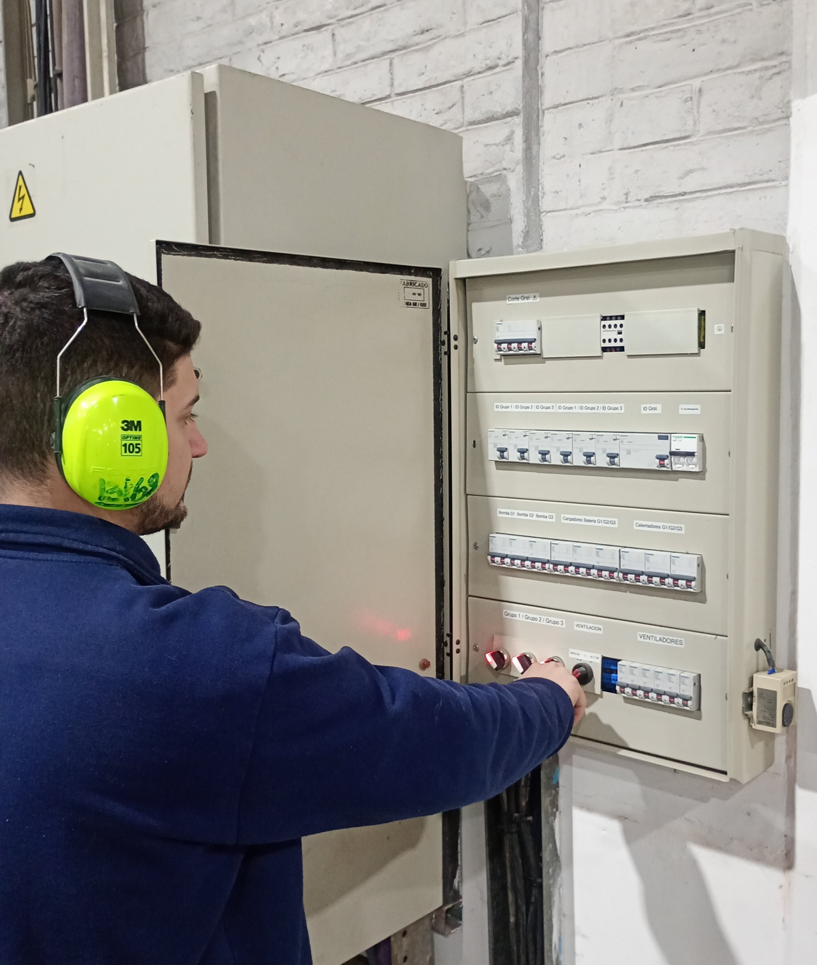 Leonardo González, Electricista en Buenos Aires (GBA)