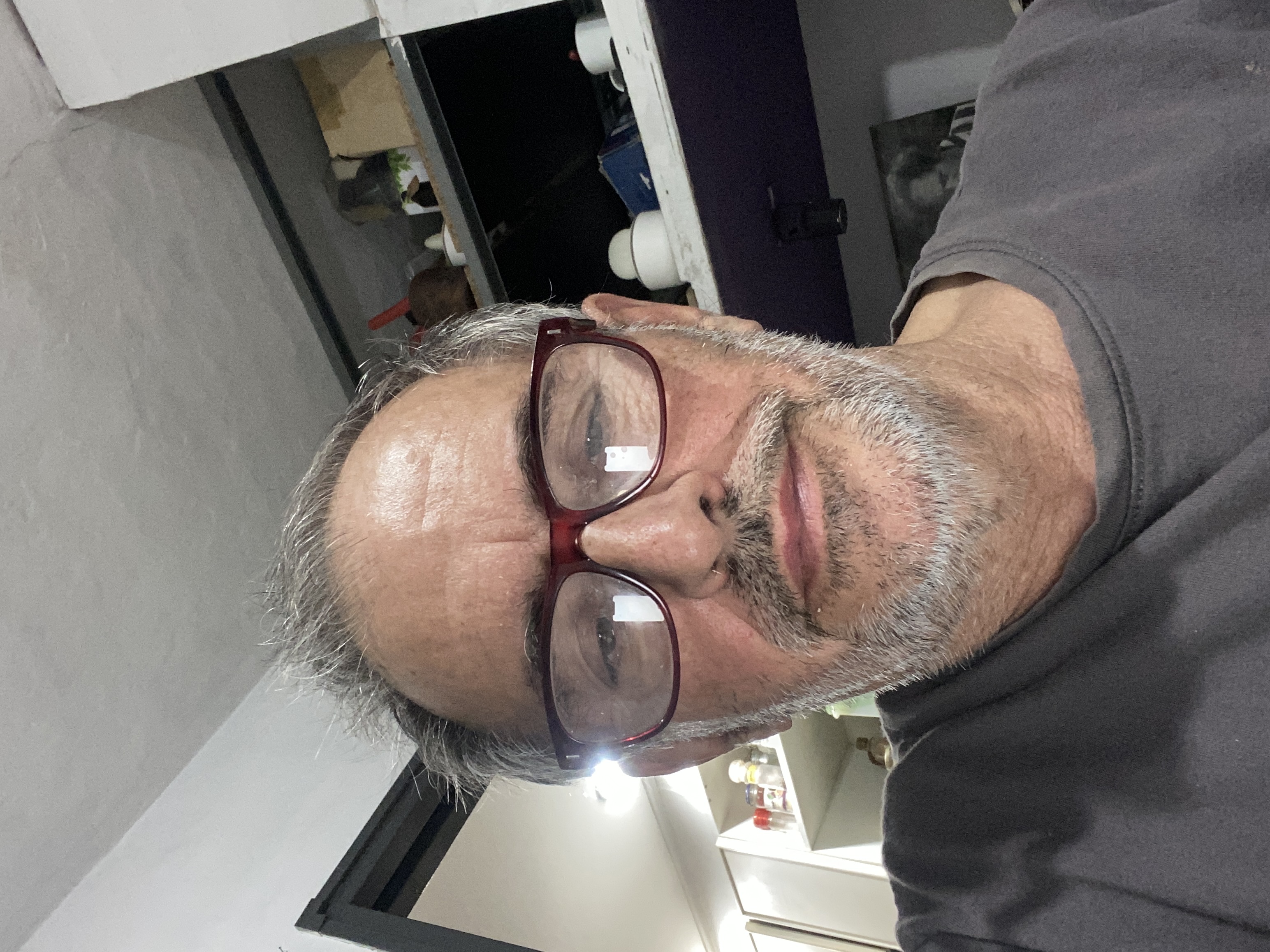 Carlos, Electricista en Buenos Aires (GBA)